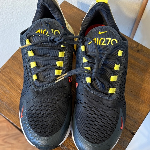 Nike Air Max 270 Black and Yellow Sneakers - Picture 1 of 11